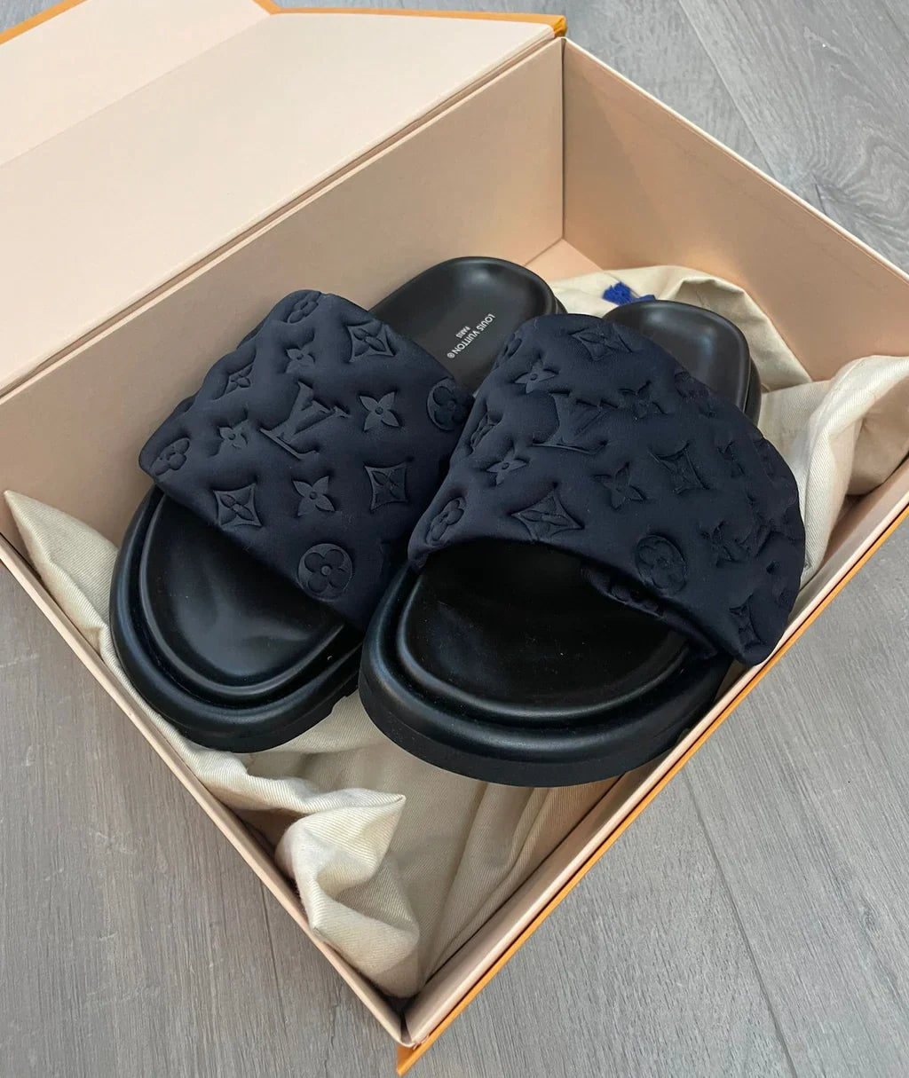 Pool Pillow Flat Comfort Mule With Box