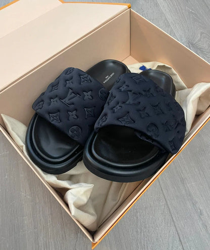 Pool Pillow Flat Comfort Mule With Box