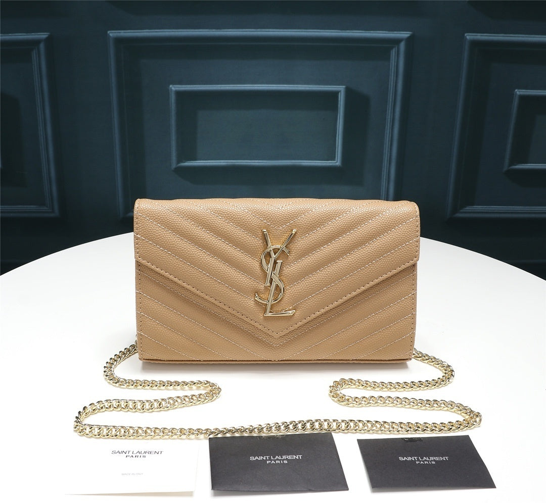 Cassandre Matelassé Chain Wallet High Quality